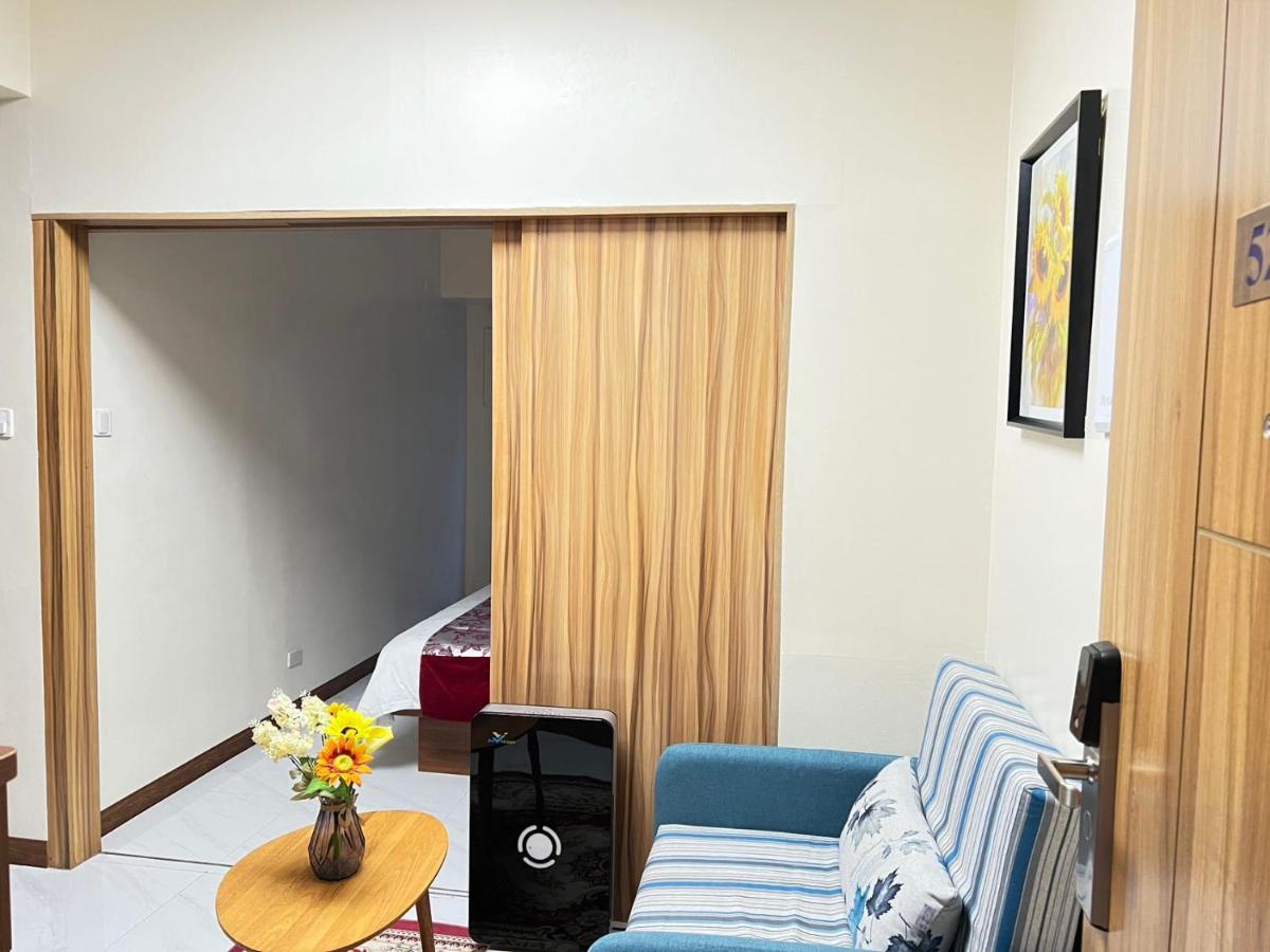 Grand Riviera Suites Manila Eksteriør billede