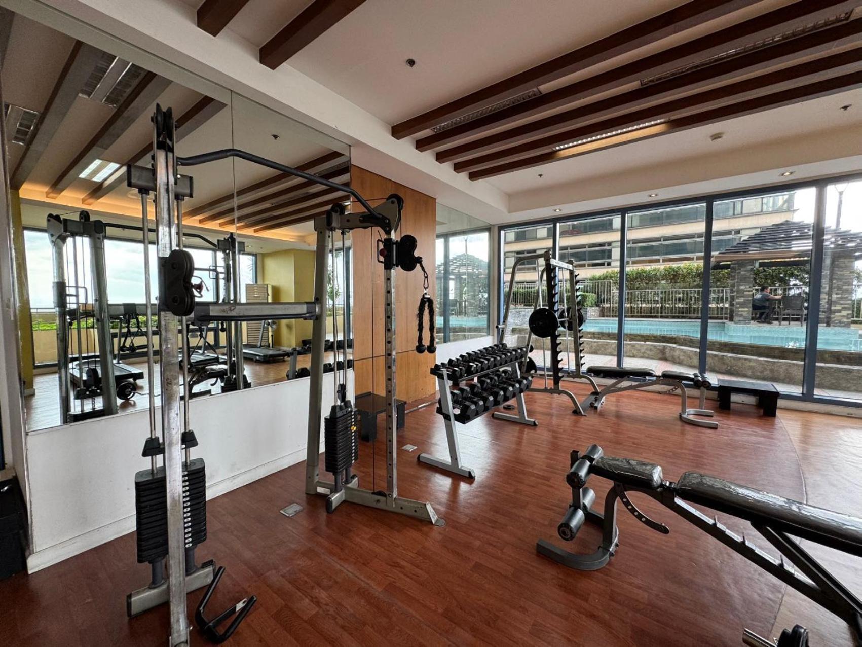 Grand Riviera Suites Manila Eksteriør billede
